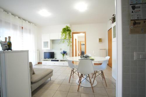 Central House Near the Airport And Beach — 4-Star Luxury Hotel in Fiumicino-Isola Sacra, Italy