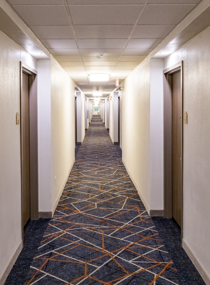 Candlewood Suites Richmond South by IHG - photo 49