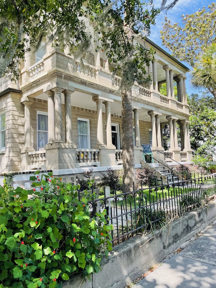 607 Bay Inn Downtown Beaufort in Beaufort, United States