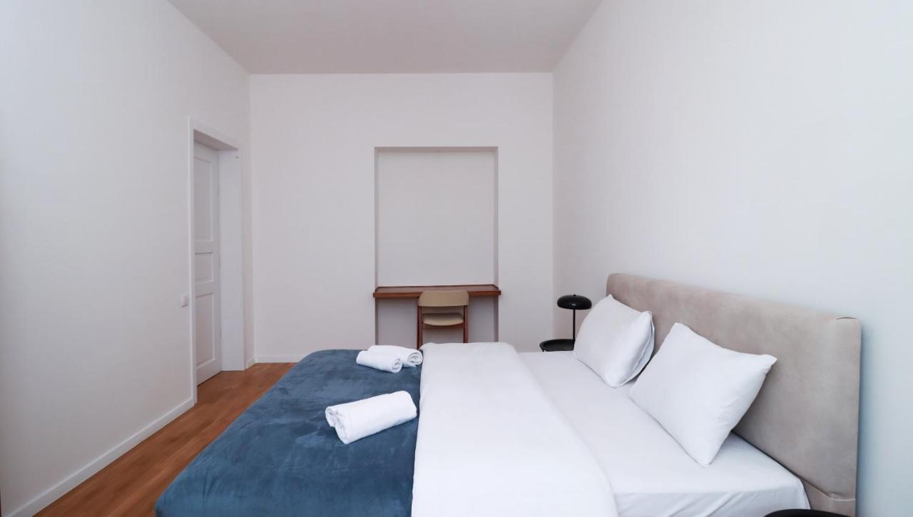 Stylish & Authentic 2BR Retreat in Central Tbilisi Wehost