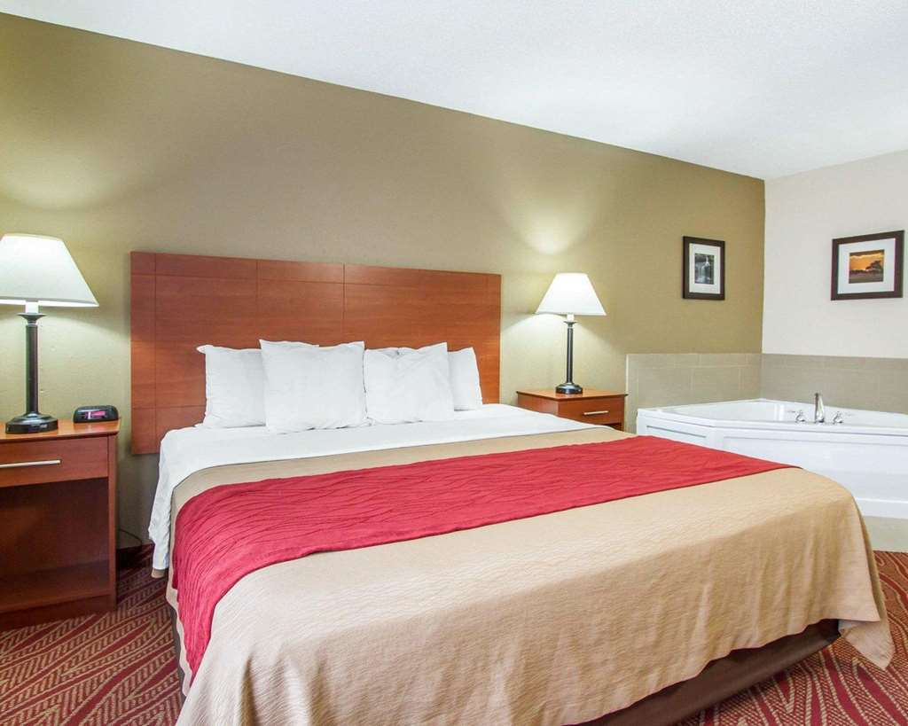 Comfort Inn Poplar Bluff North - photo 23