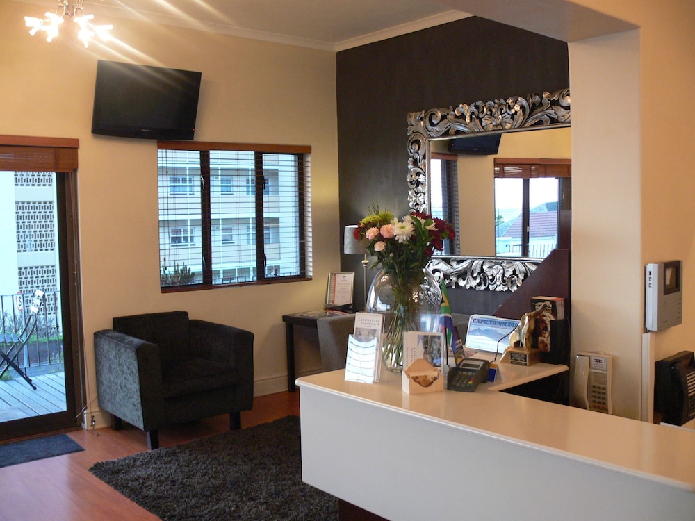 Leeuwenzee Guest House