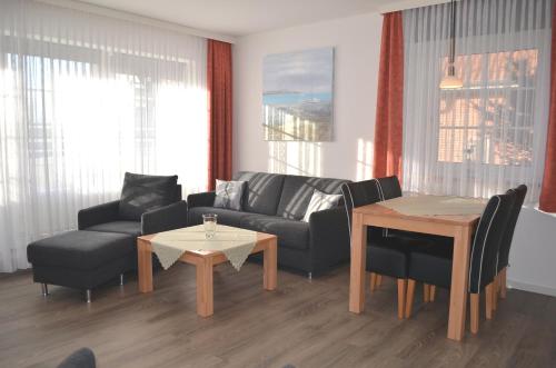 Strandmuschel — 4-Star Luxury Hotel in Busum, Germany