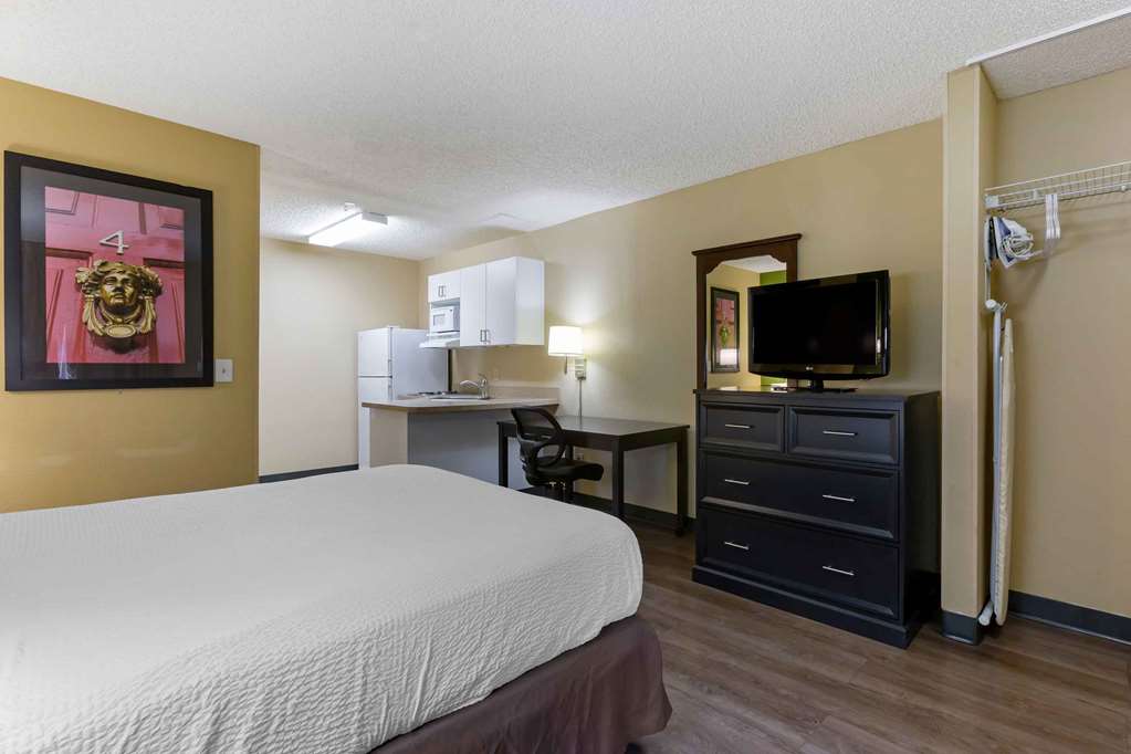 Extended Stay America Select Suites Phoenix Scottsdale North - photo 20