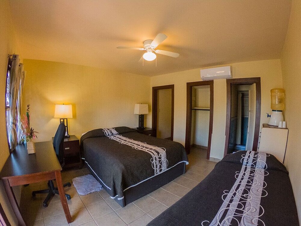 Old Mill Hotel — hotel in San Quintin