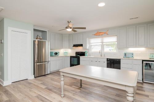 Zaruba Beach by Oak Island Accommodations - photo 32
