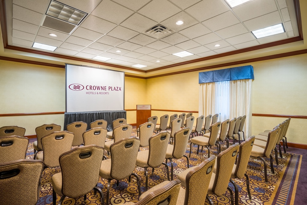 Crowne Plaza Suites Pittsburgh South by IHG - photo 69