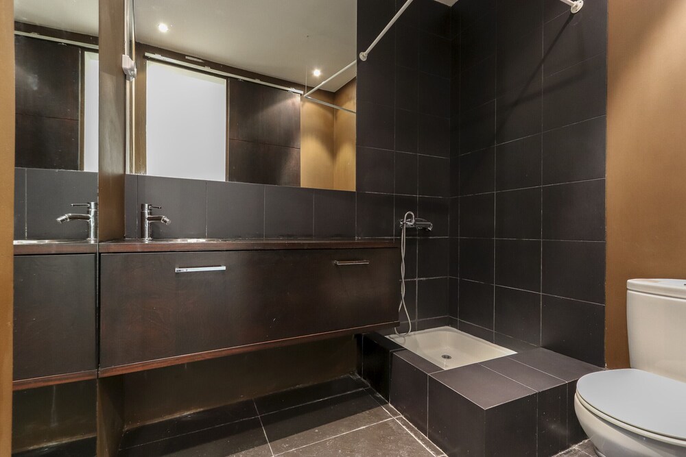 Santa Marta Vintage III Design by Homing — 4-Star Luxury Hotel in Lisbon, Portugal