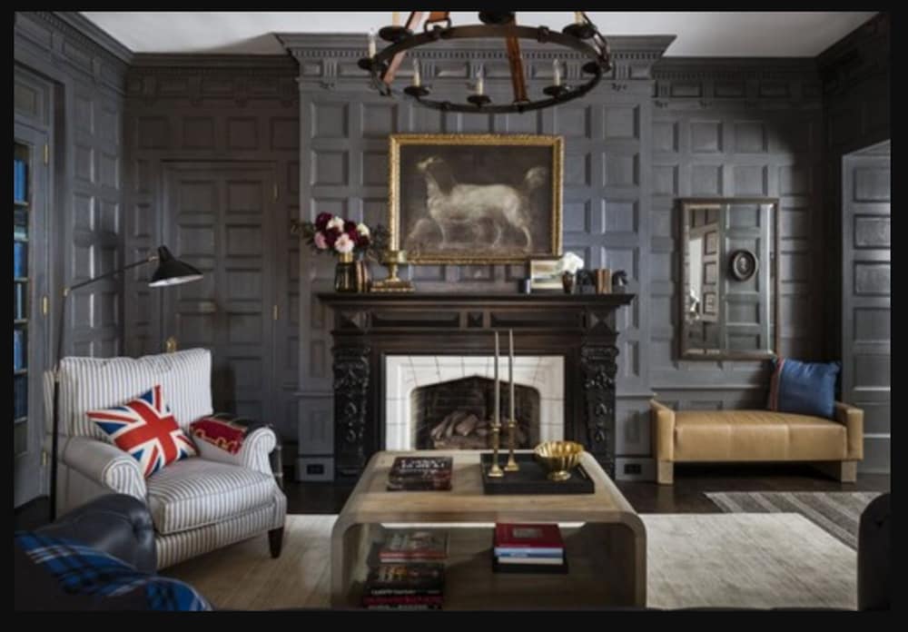 The George - photo 2