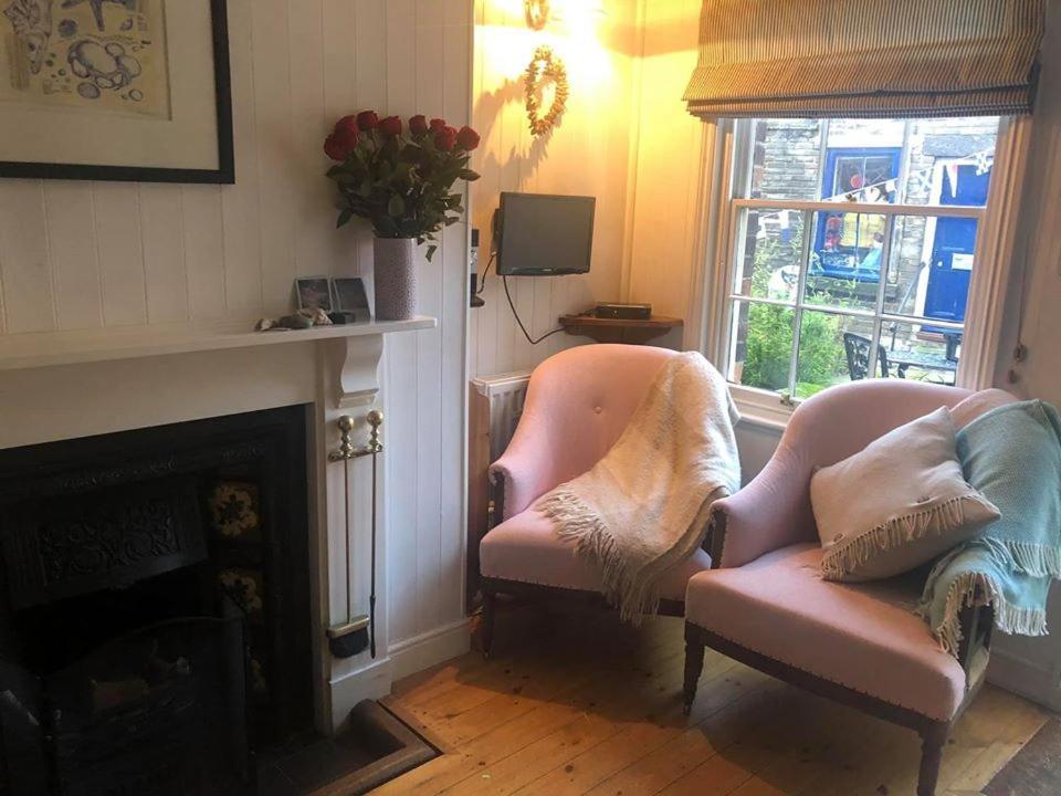Dunsley Cottage