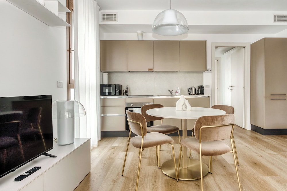 Limehome Milan Park Towers — 4-Star Luxury Hotel in Milan, Italy