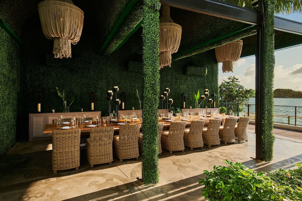 מזון ומשקאות