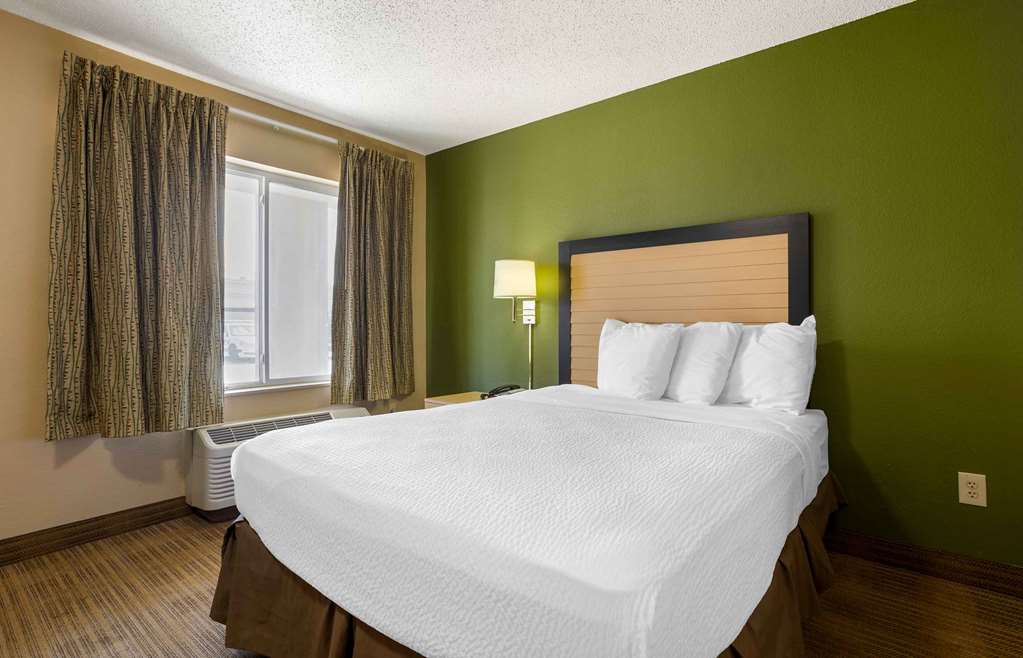 Extended Stay America Suites Houston The Woodlands - photo 9