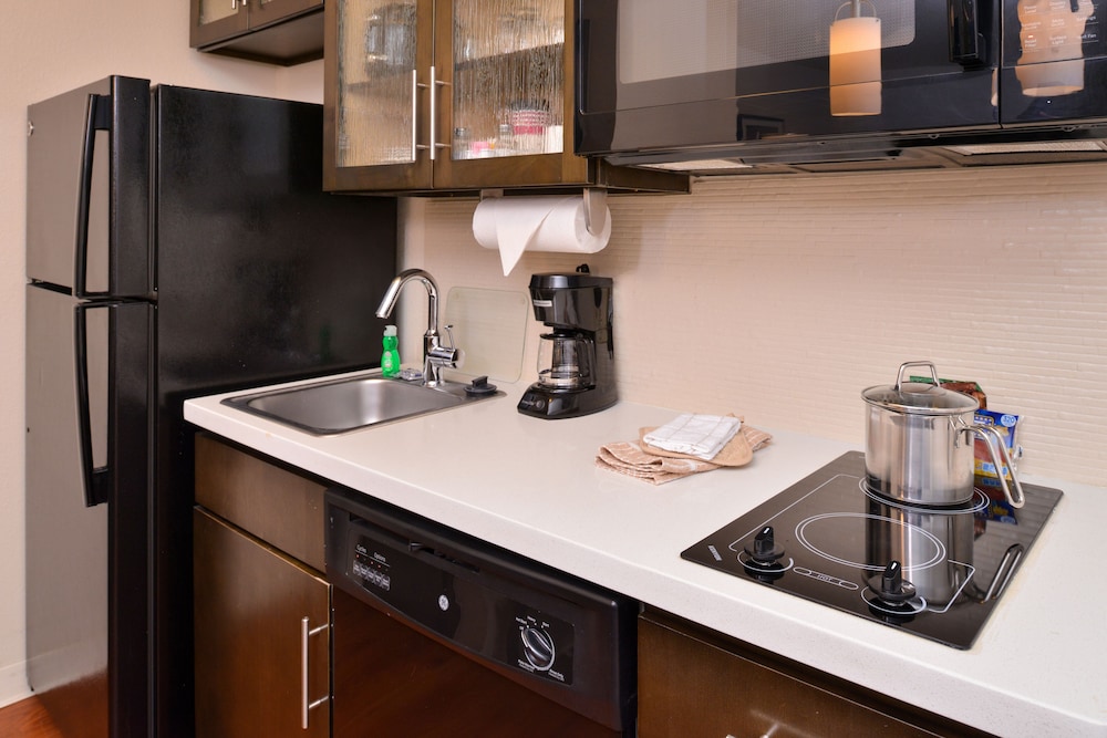 Candlewood Suites Austin Round Rock by IHG - photo 26