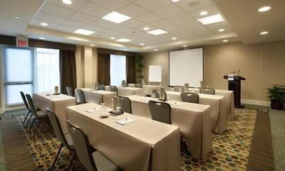 Hilton Garden Inn Mt. Laurel - photo 38