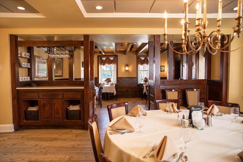 Plumsteadville Inn - photo 18