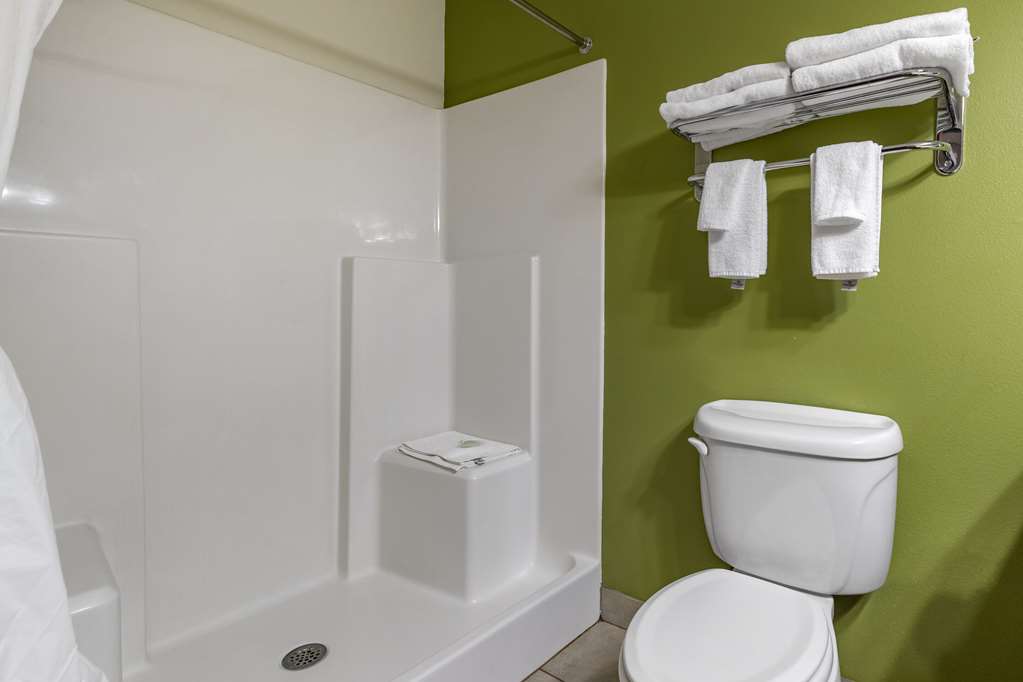 Sleep Inn & Suites Pleasant Hill Des Moines - photo 5