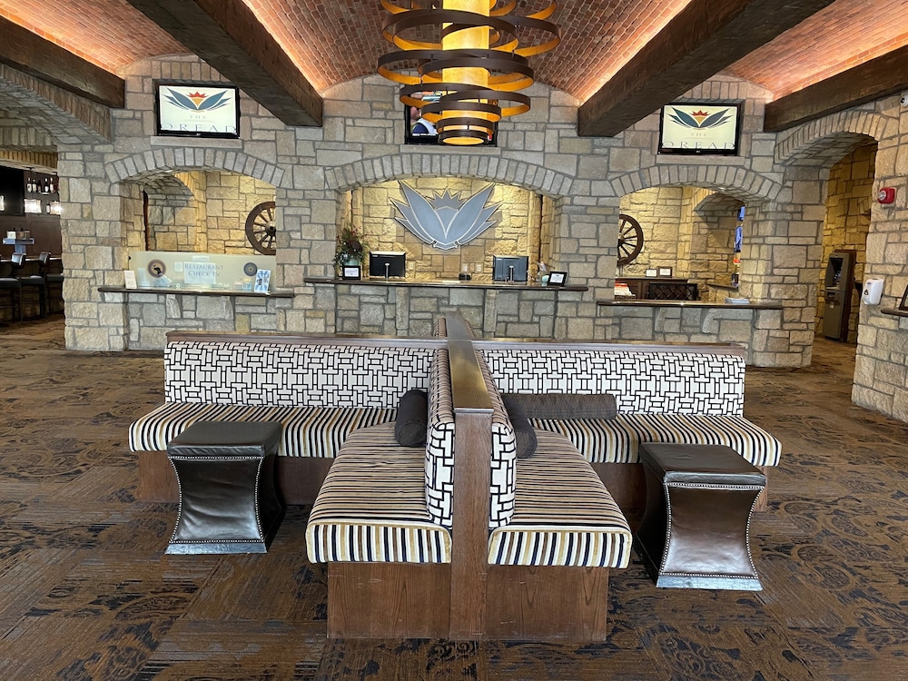 The Oread Lawrence Tapestry Collection by Hilton - photo 4