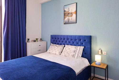 Cozy 1BR Apt near Metro Station on Saburtalo.