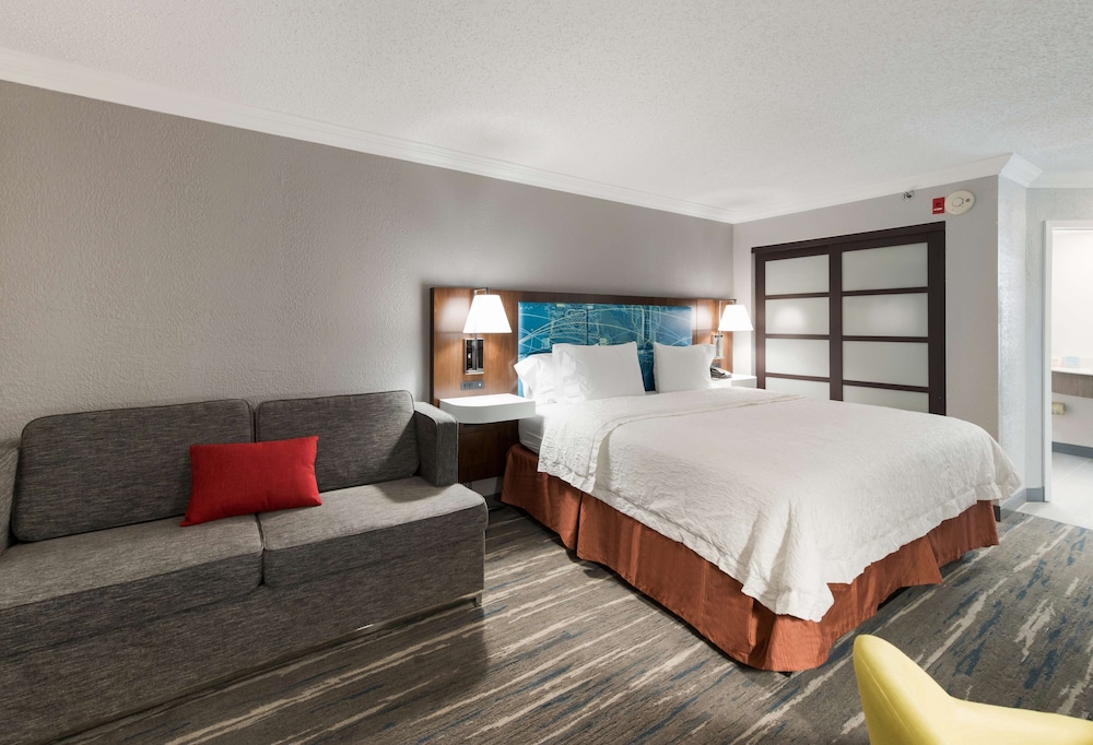 Hampton Inn & Suites Chicago Hoffman Estates - photo 25