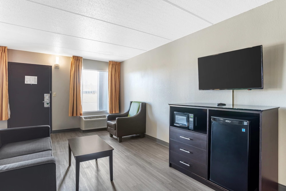 Quality Inn Simpsonville Greenville - photo 27