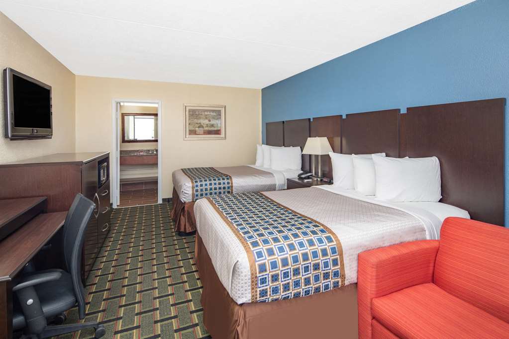 Travelodge by Wyndham Savannah Area Richmond Hill - photo 21