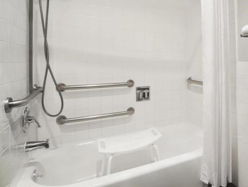 Days Inn Lacey Olympia Area - photo 2
