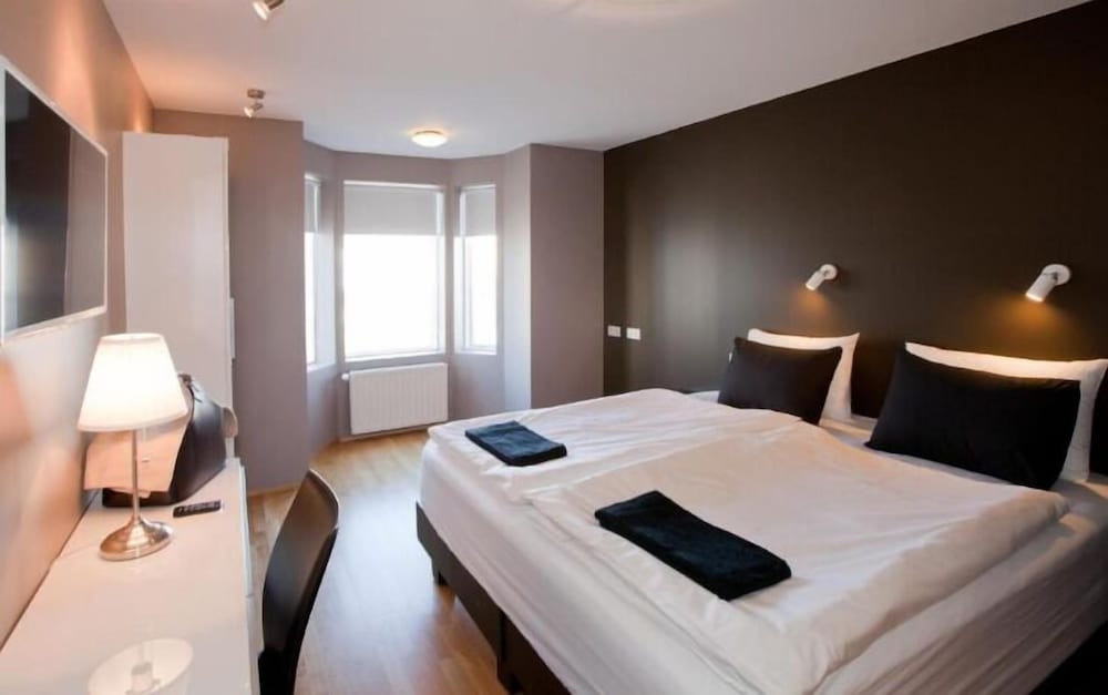 Center Apartment Hotel — Akureyri — photo 3
