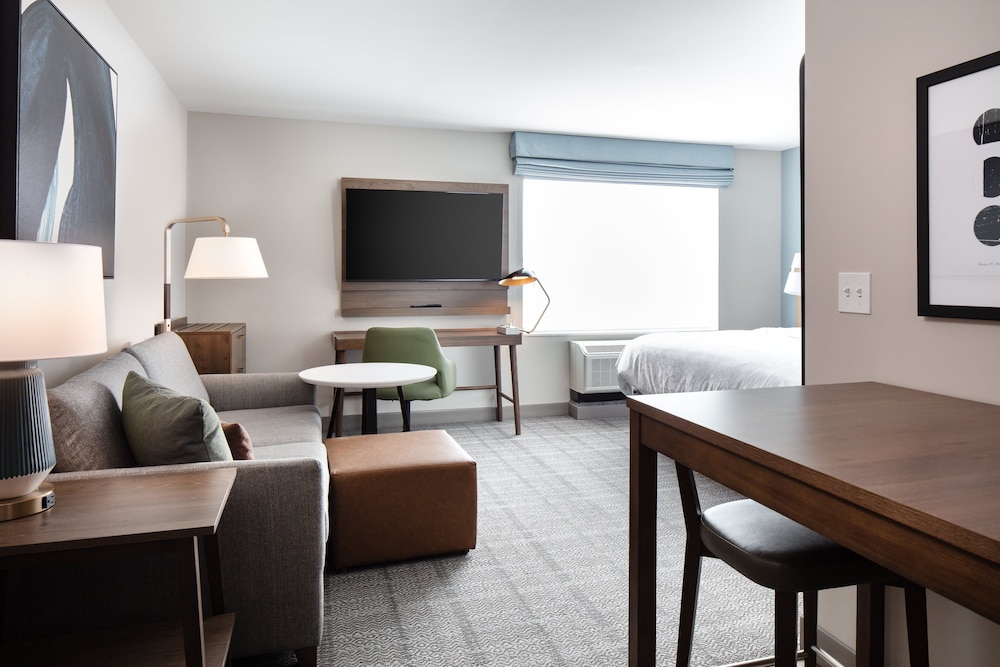 Staybridge Suites Iowa City Coralville by IHG - photo 13
