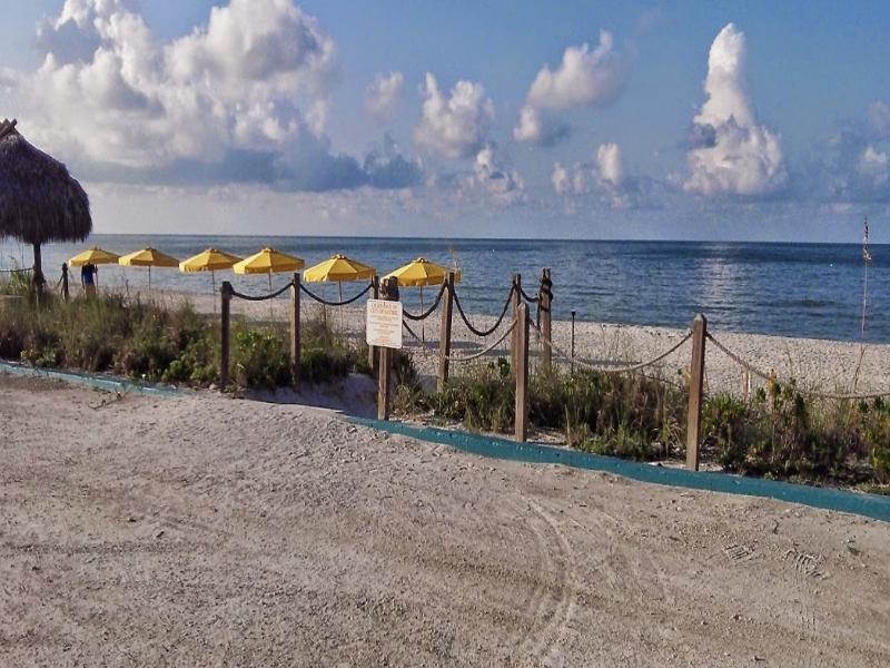 Sunset Beach Inn - photo 28