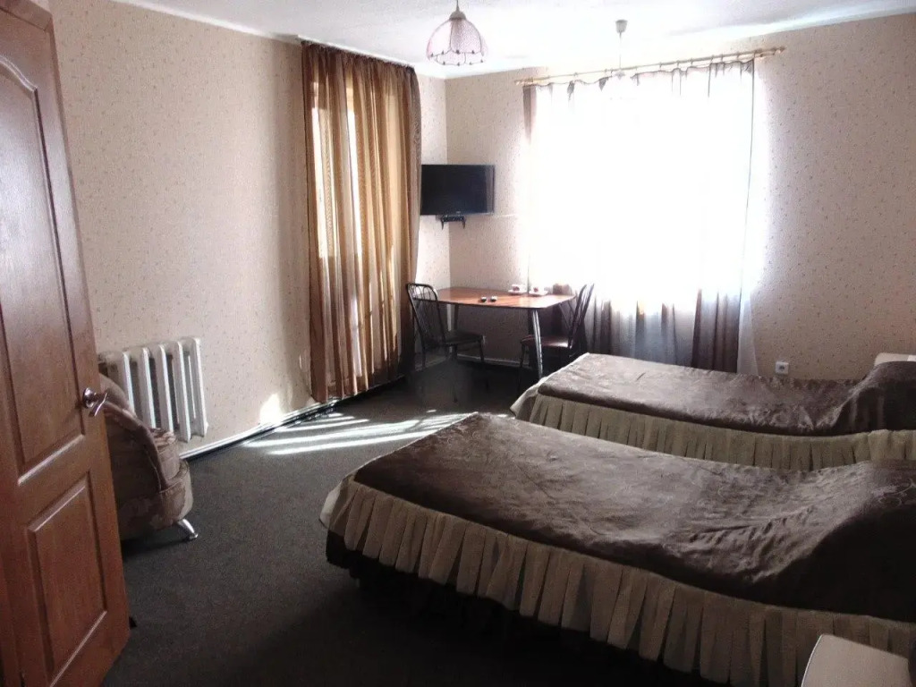 Gostevoy domik - carbon neutral hotel in Dobryanka