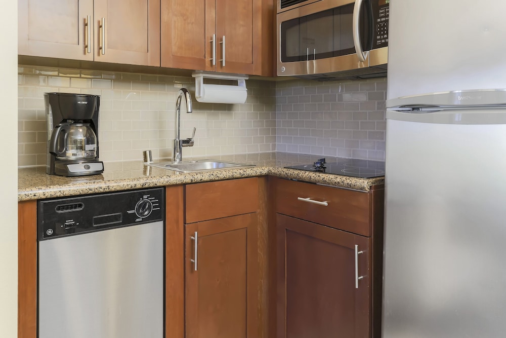 Staybridge Suites Reno by IHG - photo 32