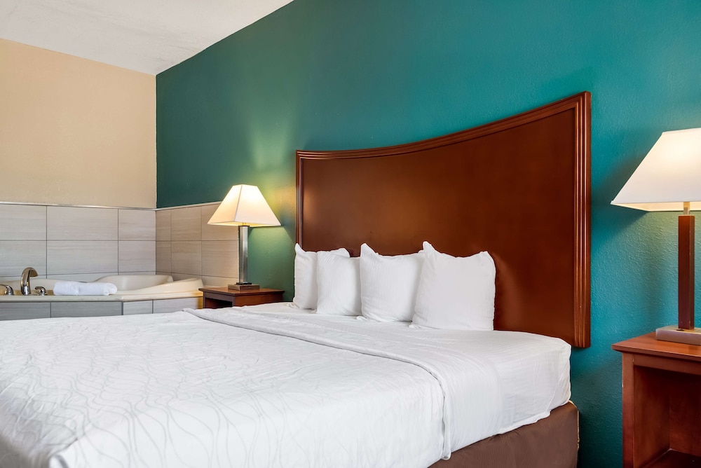 SureStay Plus Hotel by Best Western Topeka Northwest - photo 16