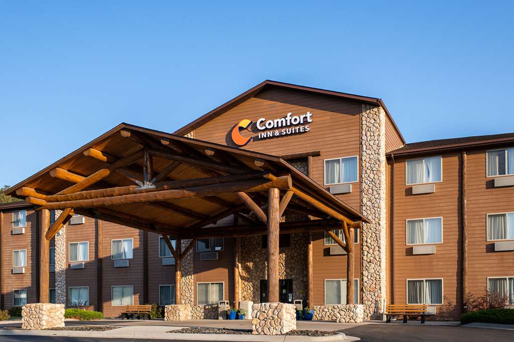 Comfort Inn & Suites Custer Crazy Horse Area in Custer, United States