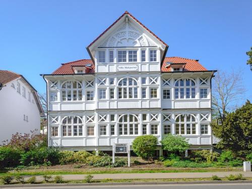 Villa Malepartus Penthouse 09 — 4-Star Luxury Hotel in Ostseebad Binz, Germany