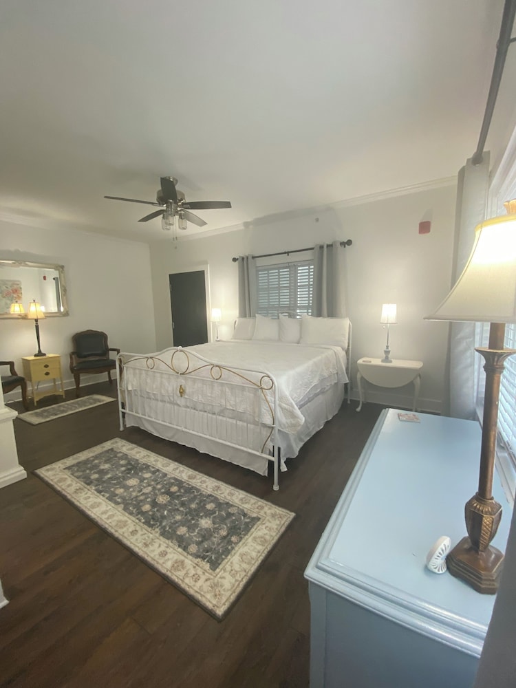 Little Inn on Main - photo 37