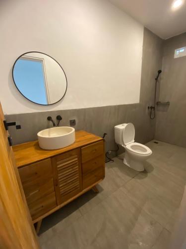 Sidehouse - carbon neutral hotel in Unknown City