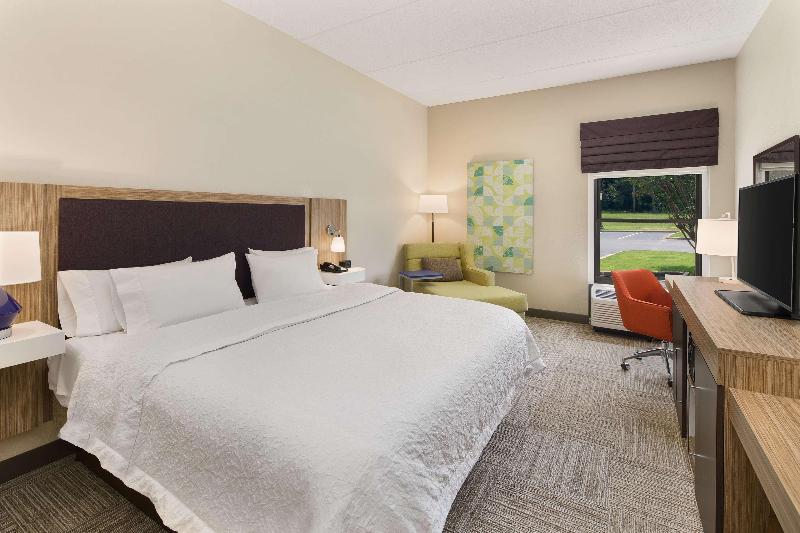Hampton Inn Lagrange near Callaway Gardens - photo 99