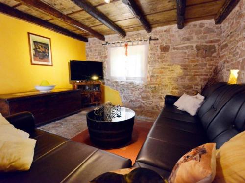 Three Bedroom Holiday Home with Private Pool — 4-Star Luxury Hotel in Vodnjan, Croatia