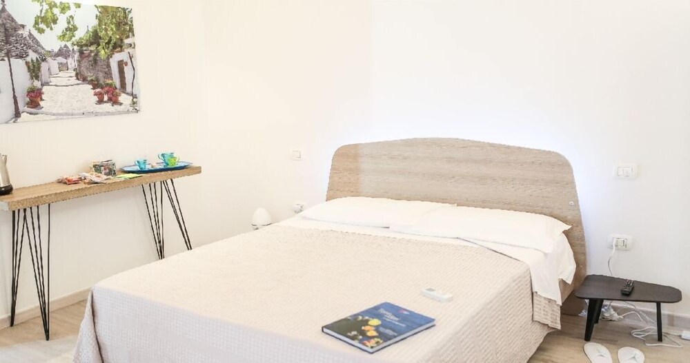 Ailanthus Holiday Suites in Polignano A Mare, Italy