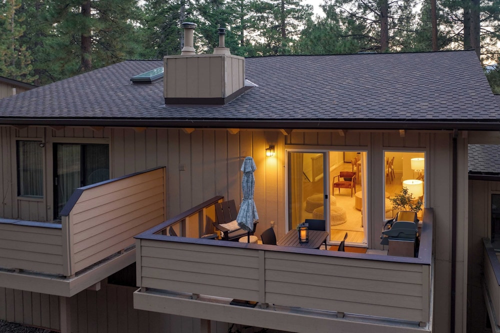 Tahoe Dreamin by Avantstay Central Location - photo 35