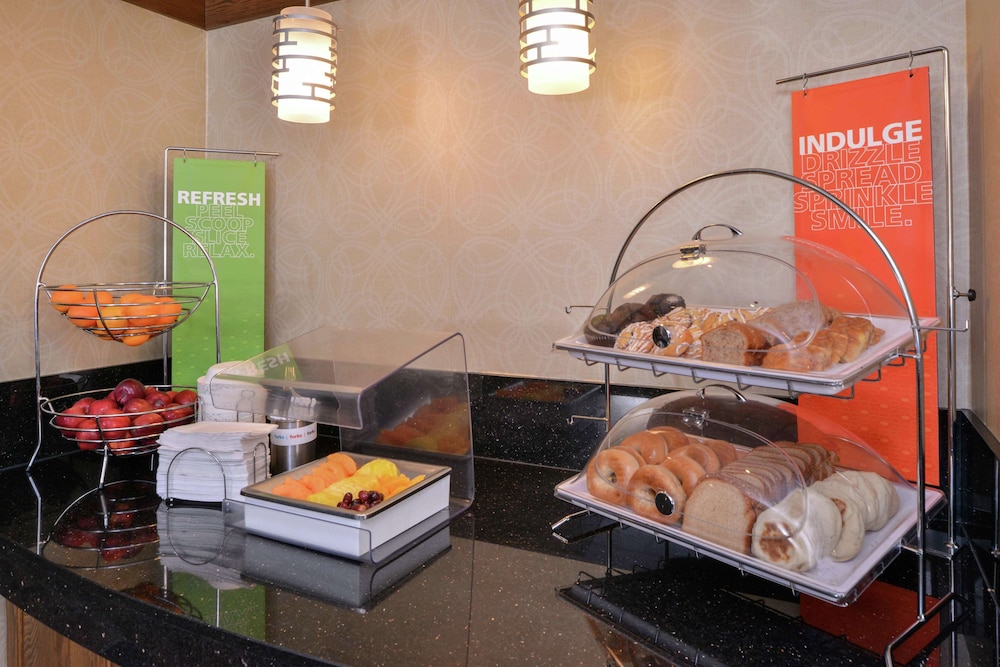 Hampton Inn & Suites Carson City - photo 46