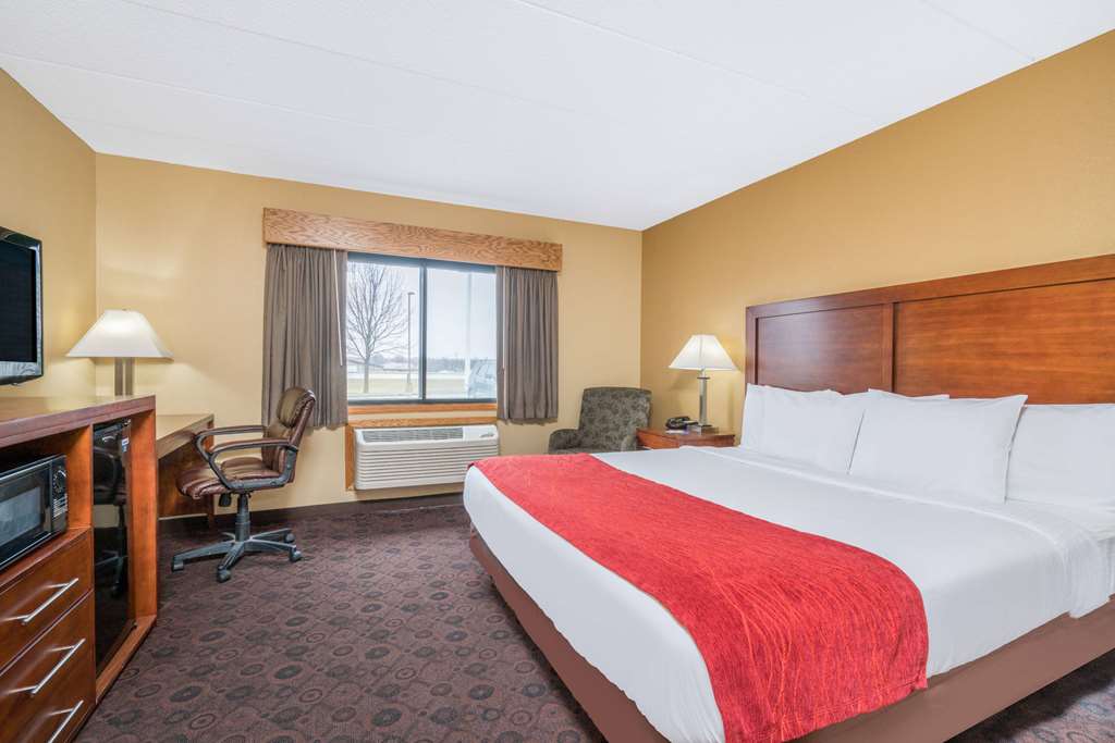 Baymont by Wyndham Kasson Rochester Area - photo 6