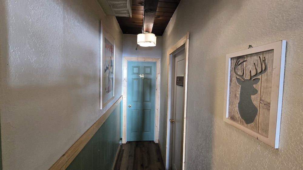 Cinnamon Bear Inn - photo 51
