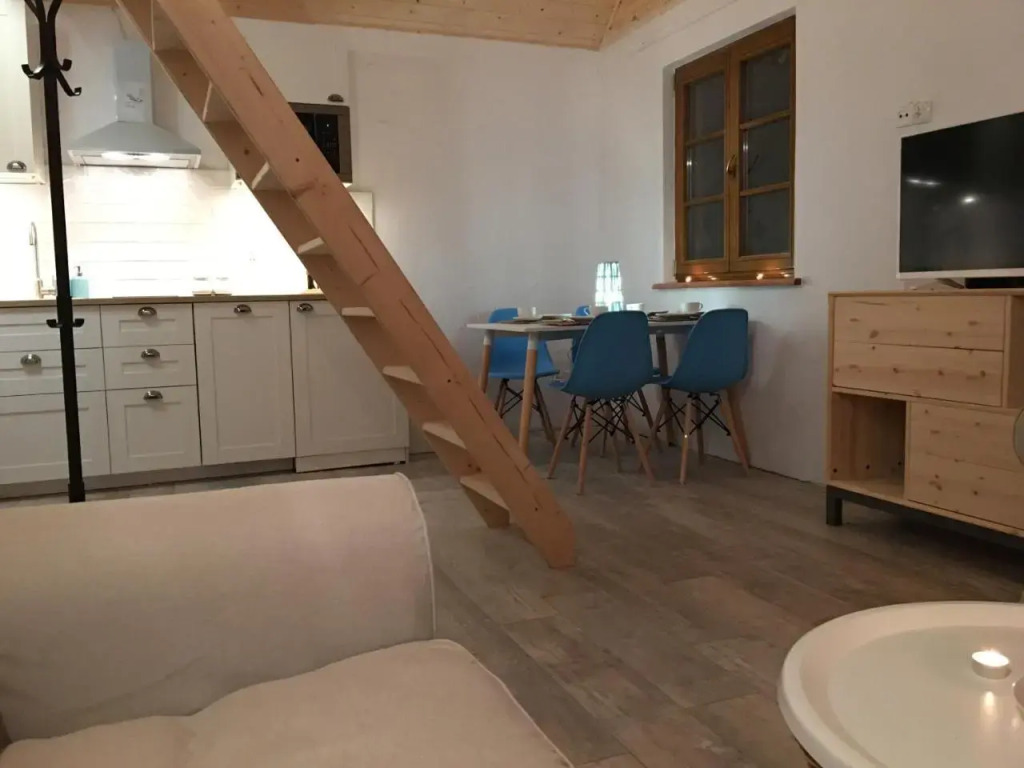 Domy Majowka I Bartoszowka — 4-Star Luxury Hotel in Bolszewo, Poland