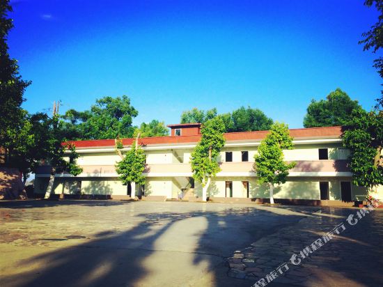 Nanwan Shanzhuang Holiday Hotel in Taishan, People's Republic of China