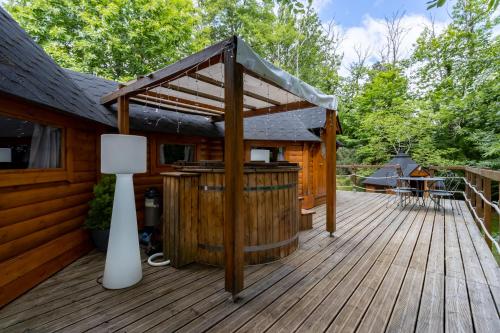 Grand Kota Avec Bain Nordique - carbon neutral hotel in Unknown City