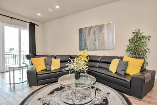 Beautiful Luxurious Houston Galleria Home — 4-Star Luxury Hotel in Houston, United States
