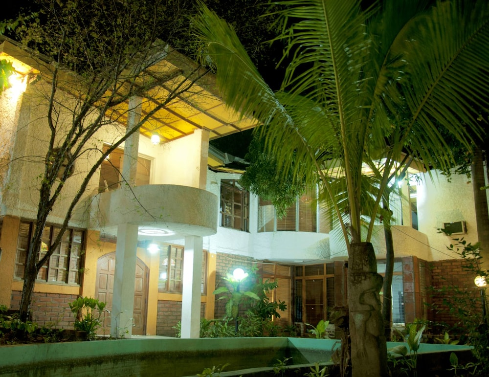 Hotel Cesar Restaurante Bruciato in Managua, Nicaragua