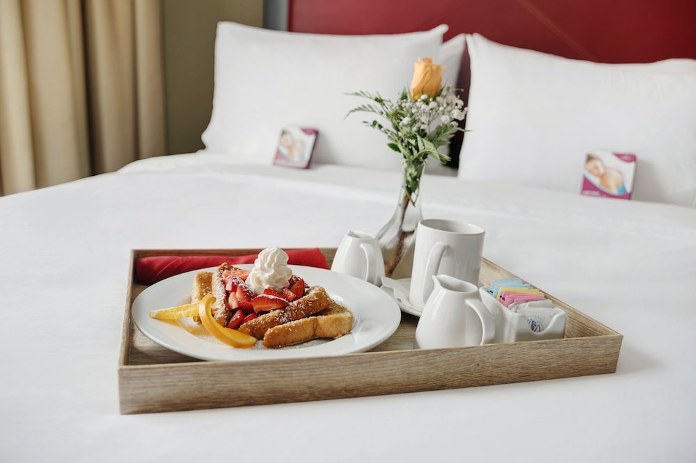 Crowne Plaza Houston Galleria Area by IHG - photo 60